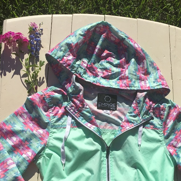 EMPYRE  WINDBREAKER w/ AZTEC PRINT - Picture 8 of 8
